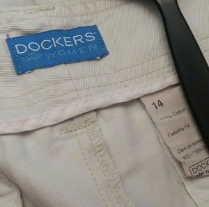 Dockers Shorts Sz 14 Women's Favorite Fit Plus Size